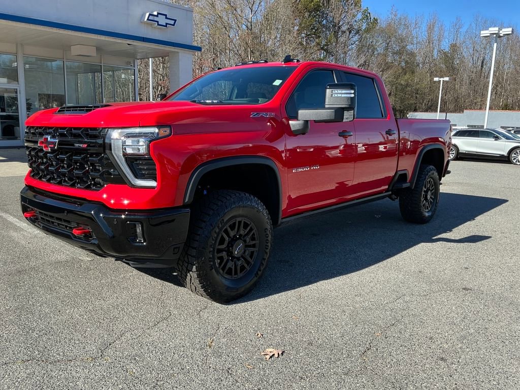 2026 Chevrolet Silverado 2500HD ZR2's photo