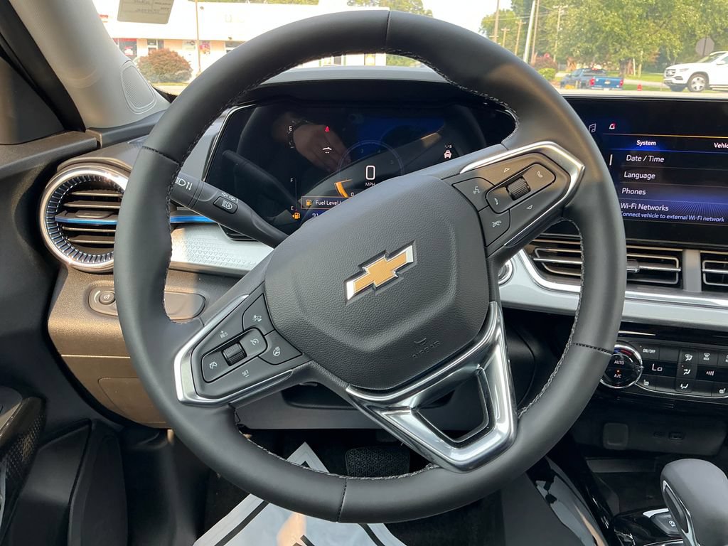 2026 Chevrolet Trax LT - Photo 14