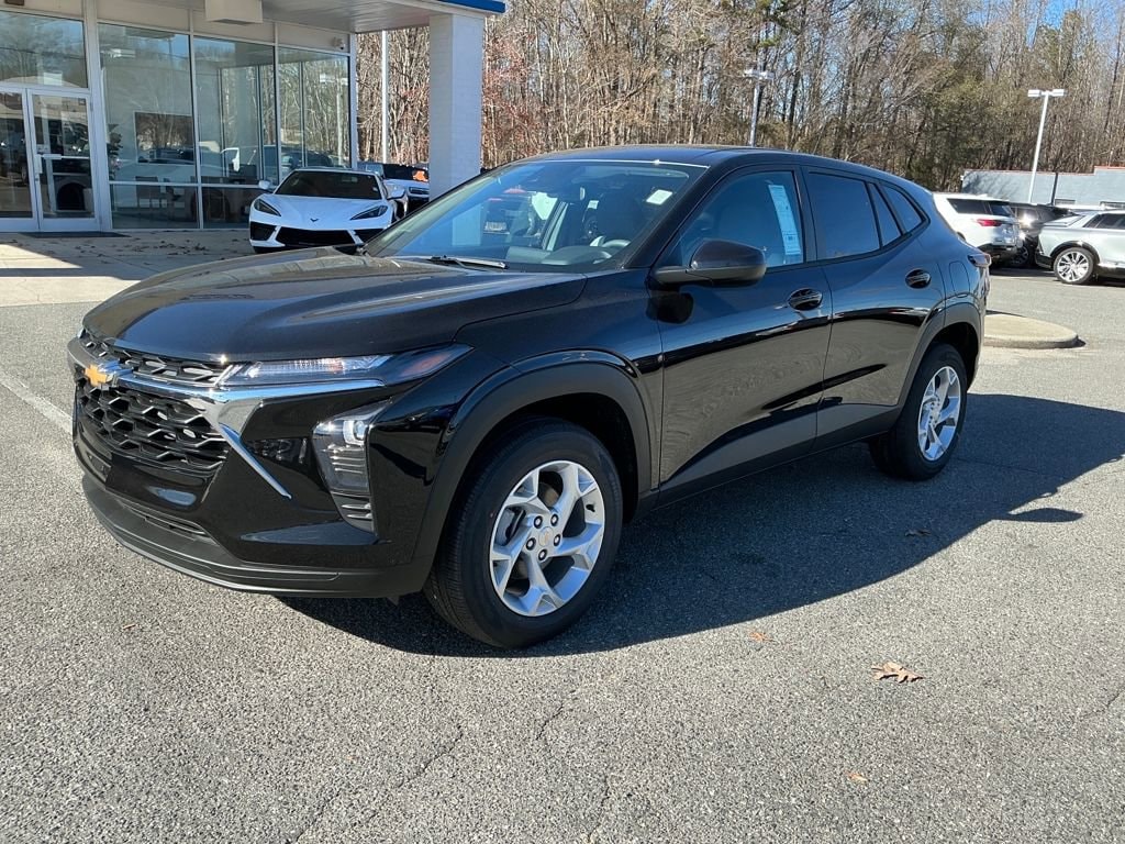 2026 Chevrolet Trax LS's photo