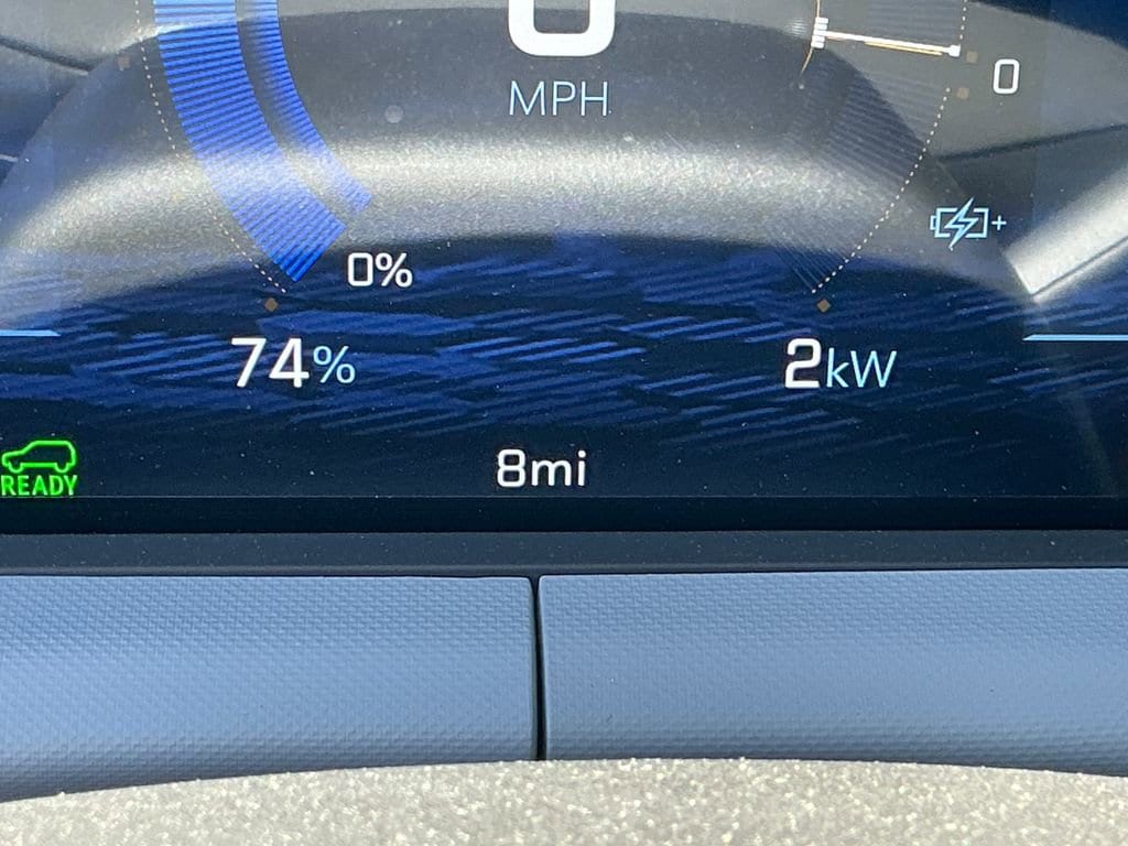 2027 Chevrolet Bolt RS - Photo 18