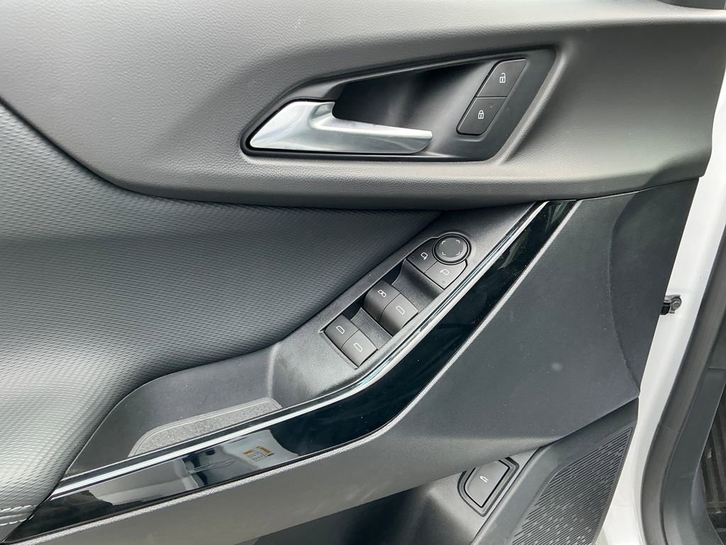 2026 Chevrolet Equinox LT - Photo 11