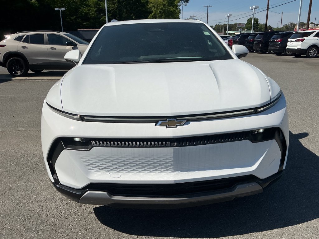 2025 Chevrolet Equinox EV 1LT - Photo 8