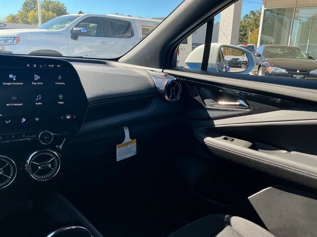 2026 Chevrolet Blazer EV LT - Photo 16