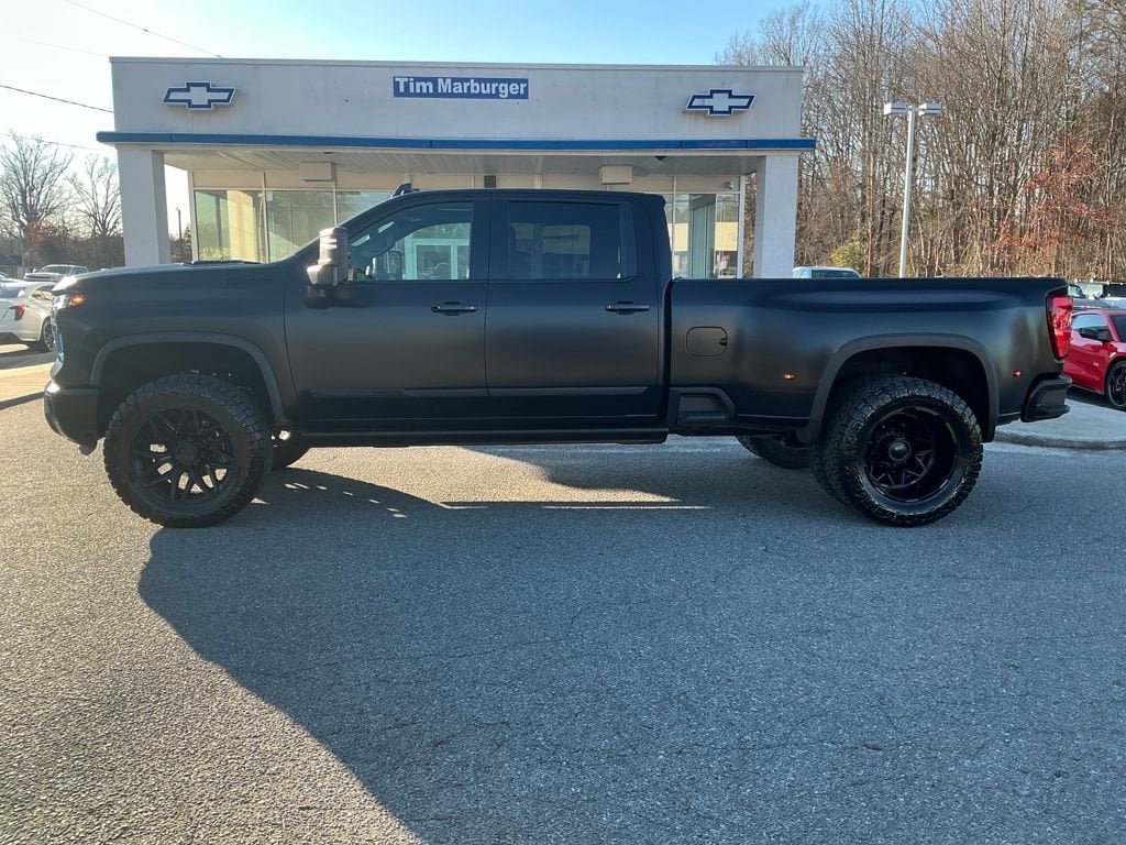 Used 2025 Chevrolet Silverado 3500 HD High Country DRW Truck Crew Cab