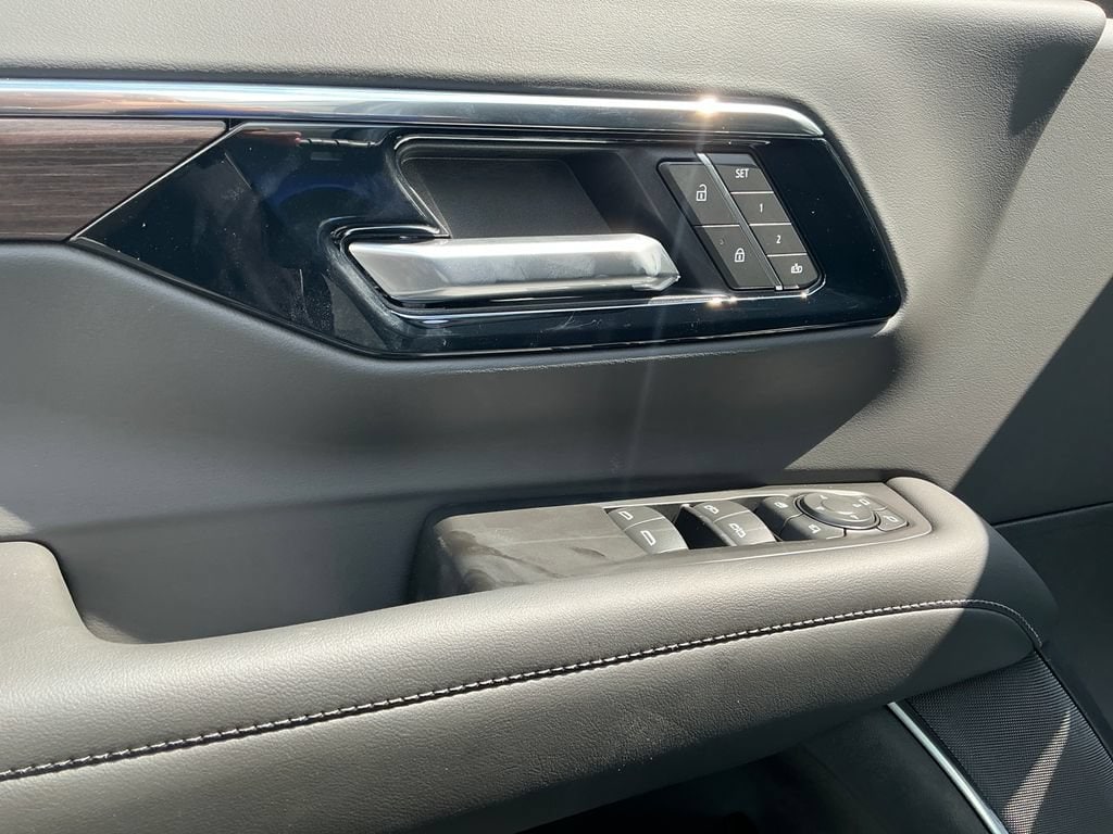 2026 Chevrolet Tahoe LT - Photo 11