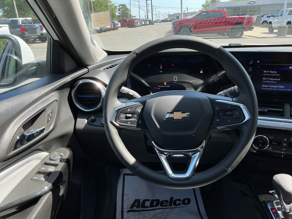 2026 Chevrolet Trax LT - Photo 14