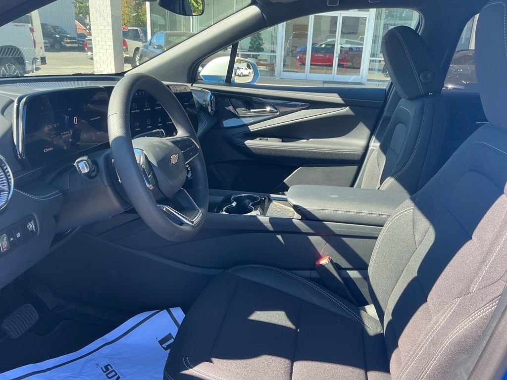 2026 Chevrolet Blazer EV LT - Photo 9