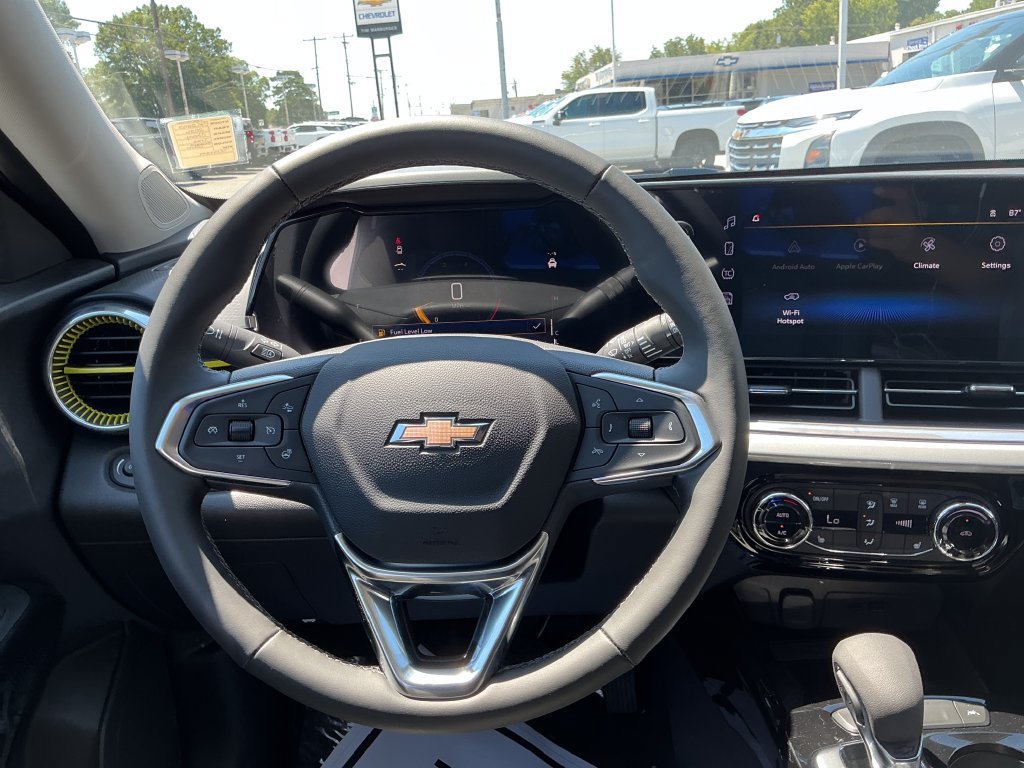 2026 Chevrolet Trax LT - Photo 14