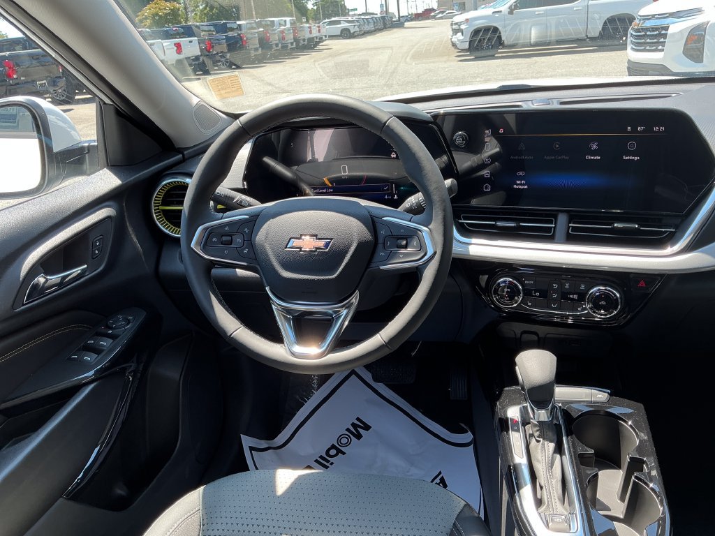 2026 Chevrolet Trax LT - Photo 12