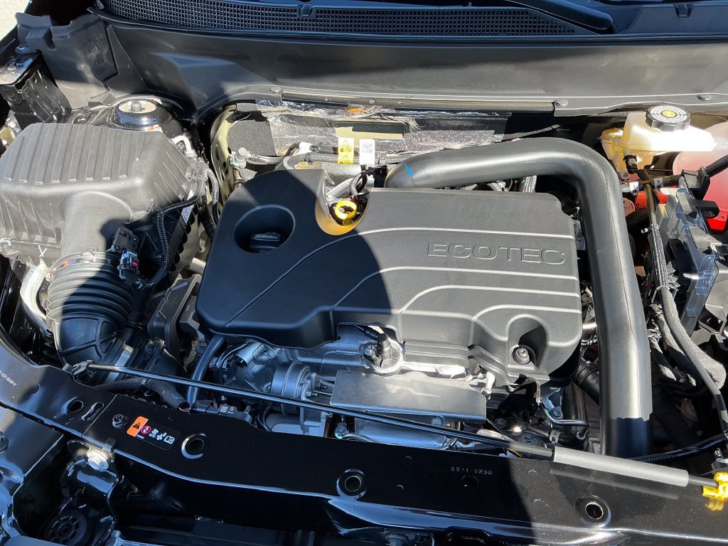 2027 Chevrolet Equinox LT - Photo 21