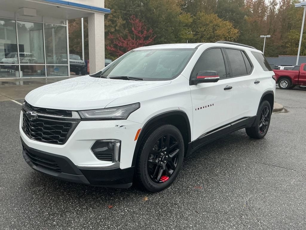 2023 Chevrolet Traverse Premier's photo