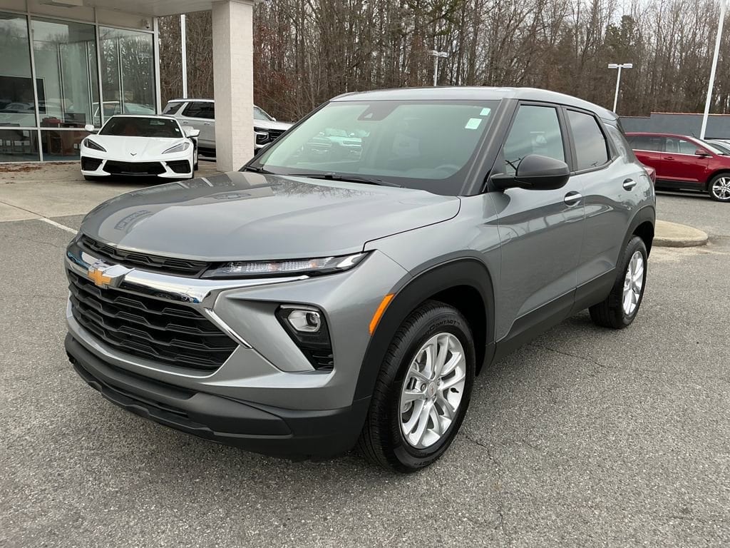 2025 Chevrolet Trailblazer LS's photo