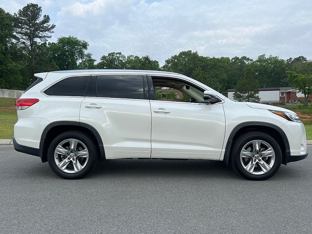 Used 2019 Toyota Highlander Limited with VIN 5TDDZRFH1KS746577 for sale in Albemarle, NC