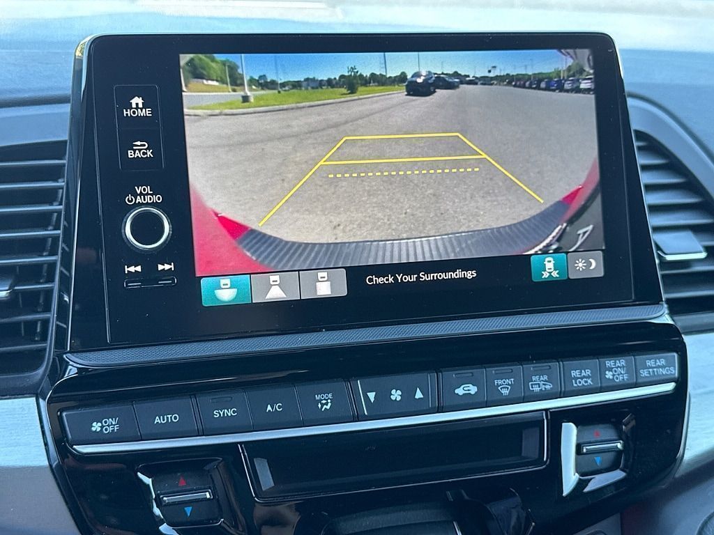 2025 Honda Odyssey Sport L - Photo 18