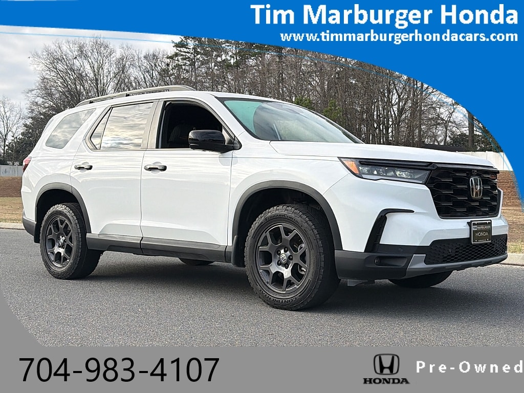 2025 Honda Pilot TrailSport's photo