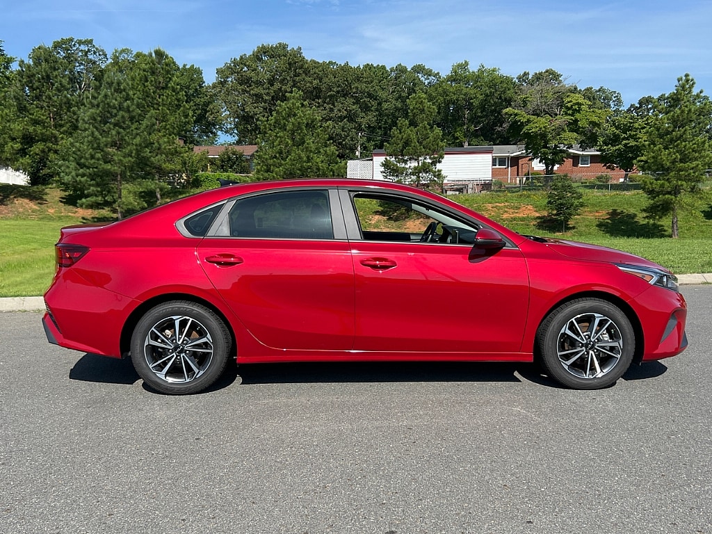 Used 2022 Kia FORTE LXS with VIN 3KPF24AD0NE476776 for sale in Albemarle, NC