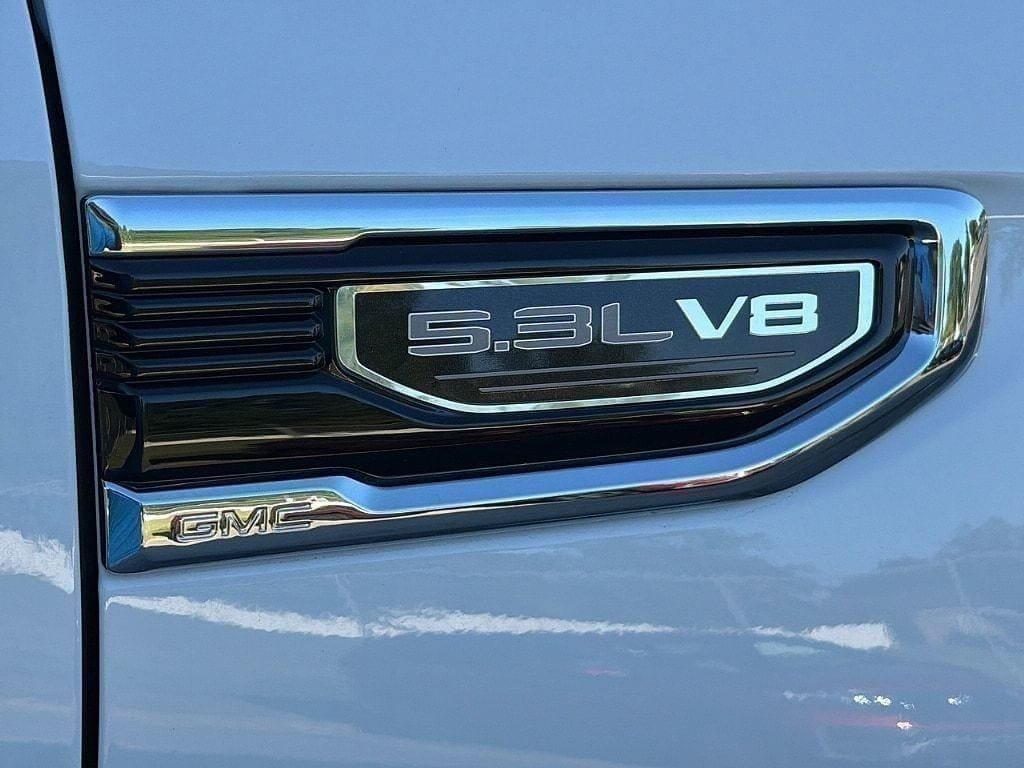 2024 GMC Sierra 1500 SLT - Photo 29