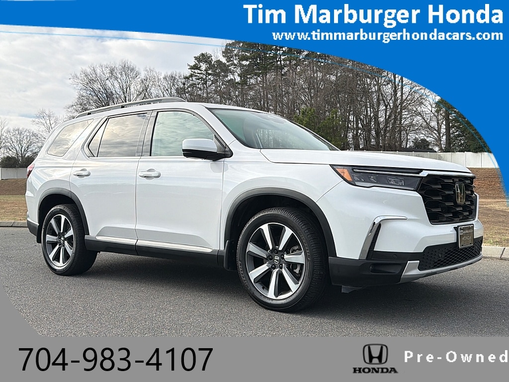 2023 Honda Pilot Touring's photo