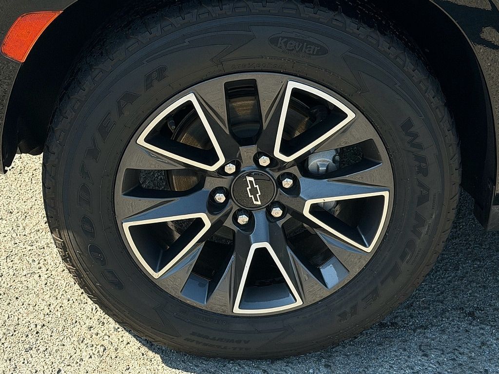 2021 Chevrolet Tahoe Z71 - Photo 10