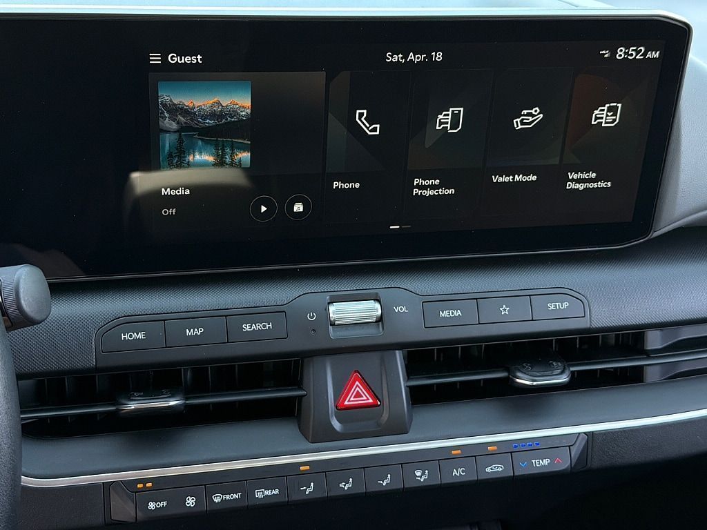2025 Kia K4 LXS - Photo 11