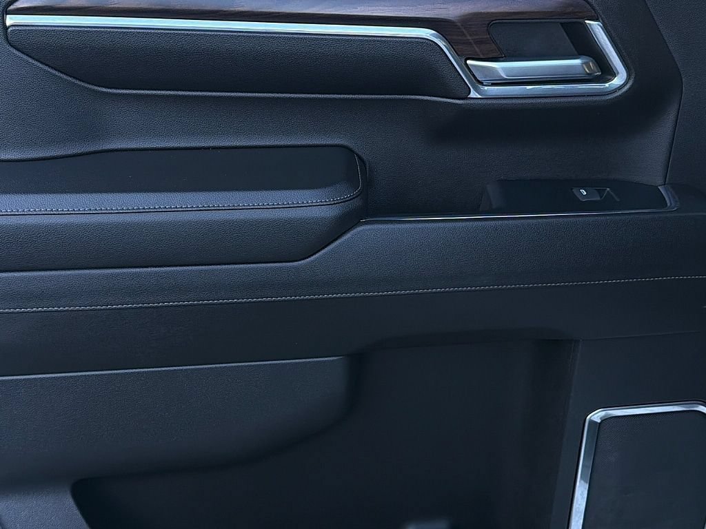 2024 GMC Sierra 1500 SLT - Photo 13