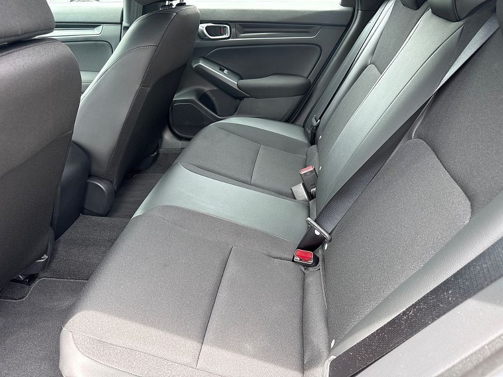 2026 Honda Civic Hatchback Sport - Photo 10