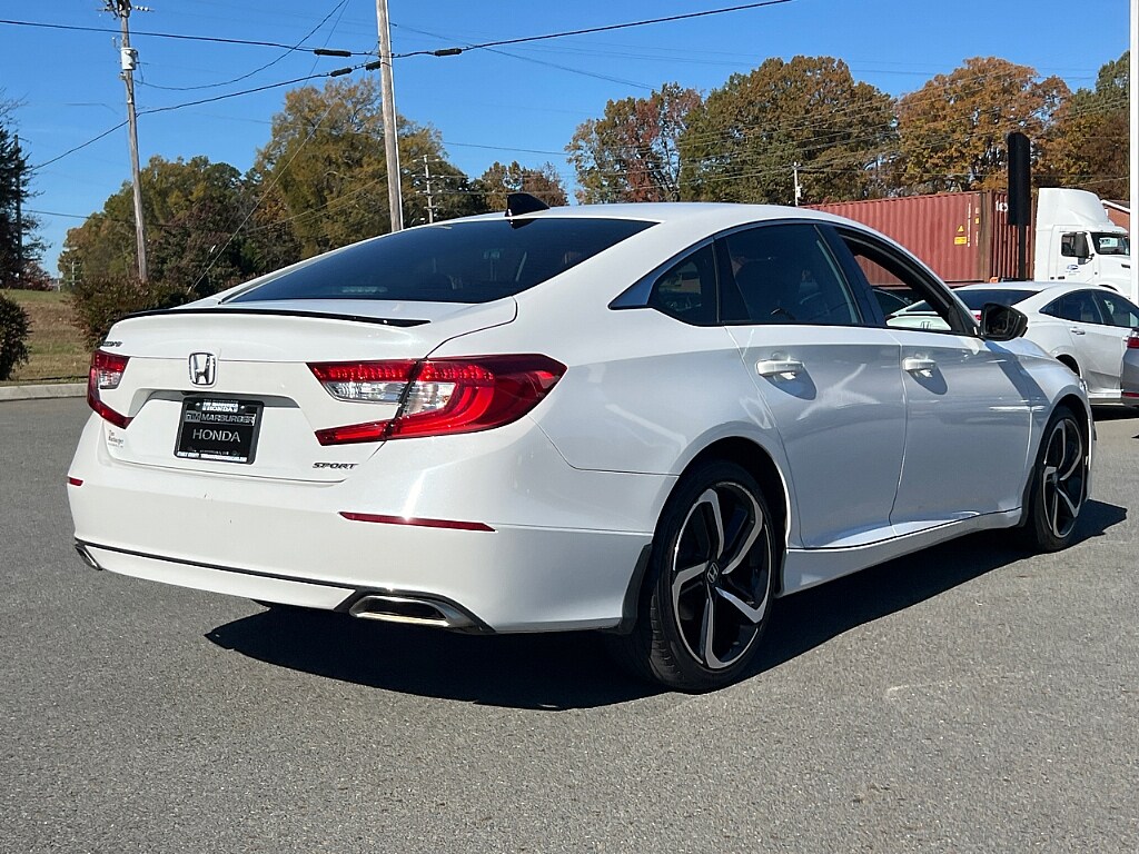 2022 Honda Accord Sport photo 3