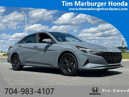 2023 Hyundai Elantra SEL Sedan