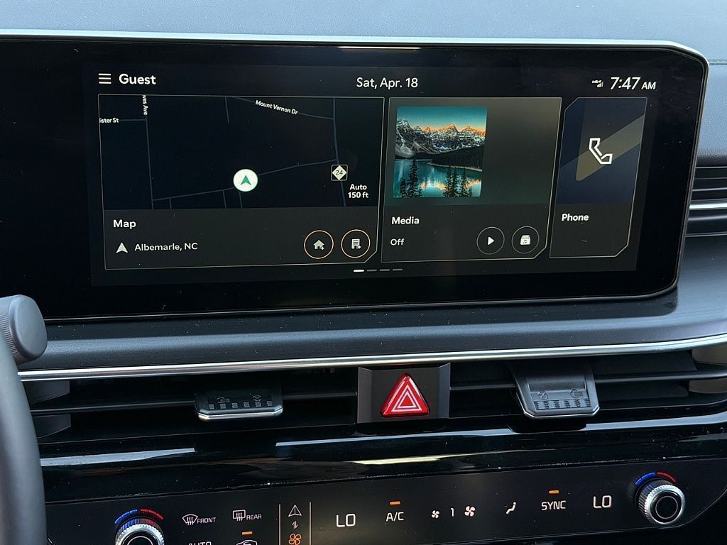 2025 Kia K5 GT-Line - Photo 15