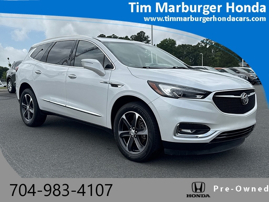 2020 Buick Enclave Essence's photo