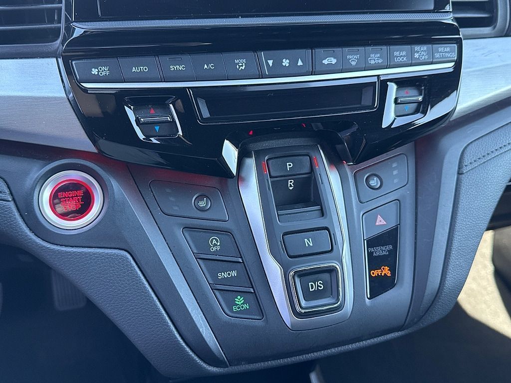 2025 Honda Odyssey Sport L - Photo 19