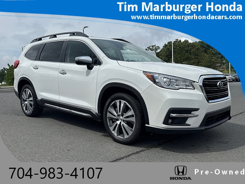 2019 Subaru Ascent Touring's photo