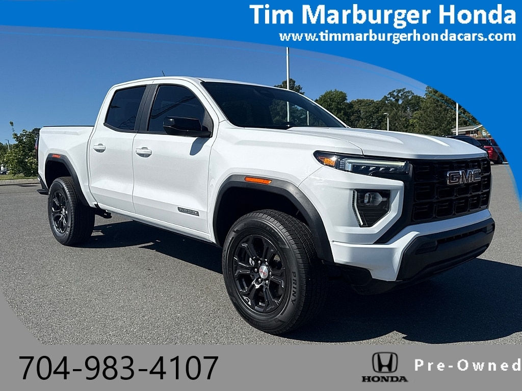 2024 GMC Canyon 2WD Elevation Crew Cab Short Box's photo