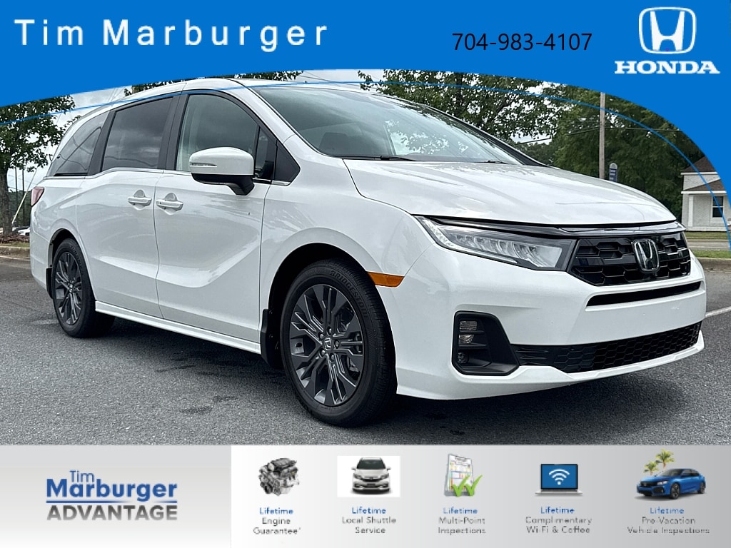 2026 Honda Odyssey Touring's photo