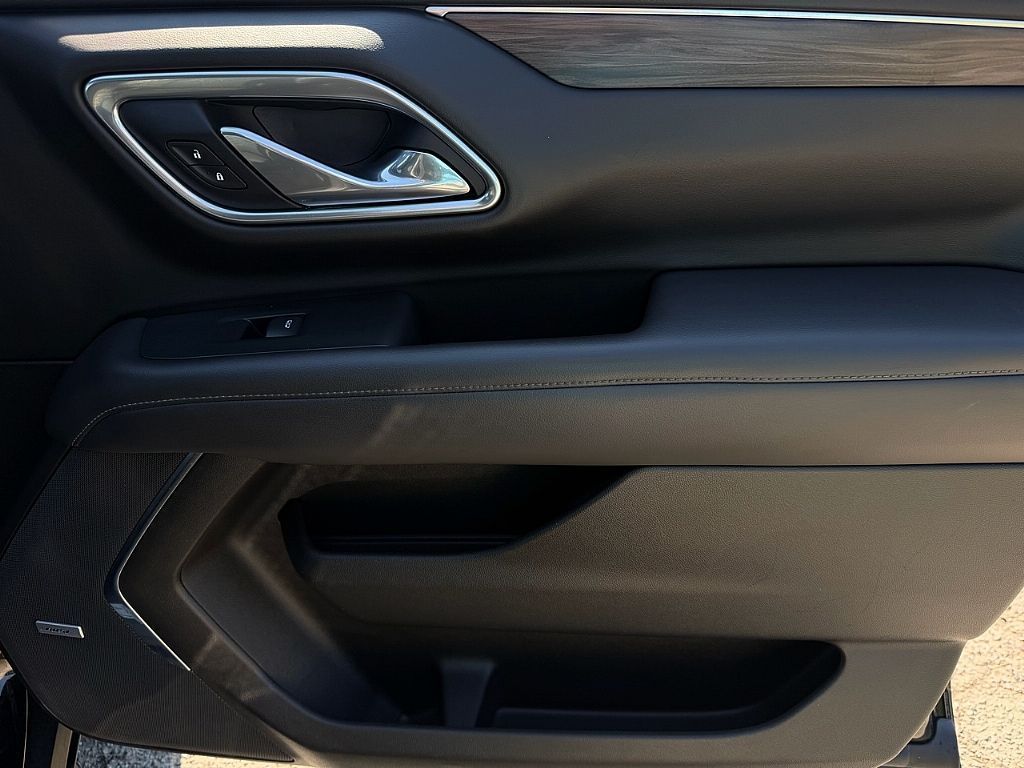 2021 Chevrolet Tahoe Z71 - Photo 11