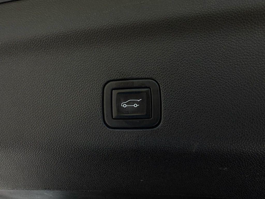 2021 Chevrolet Tahoe Z71 - Photo 9