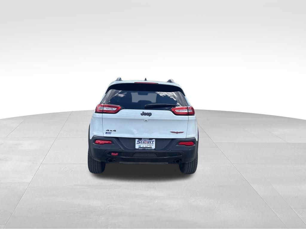 2017 Jeep Cherokee Trailhawk photo 4