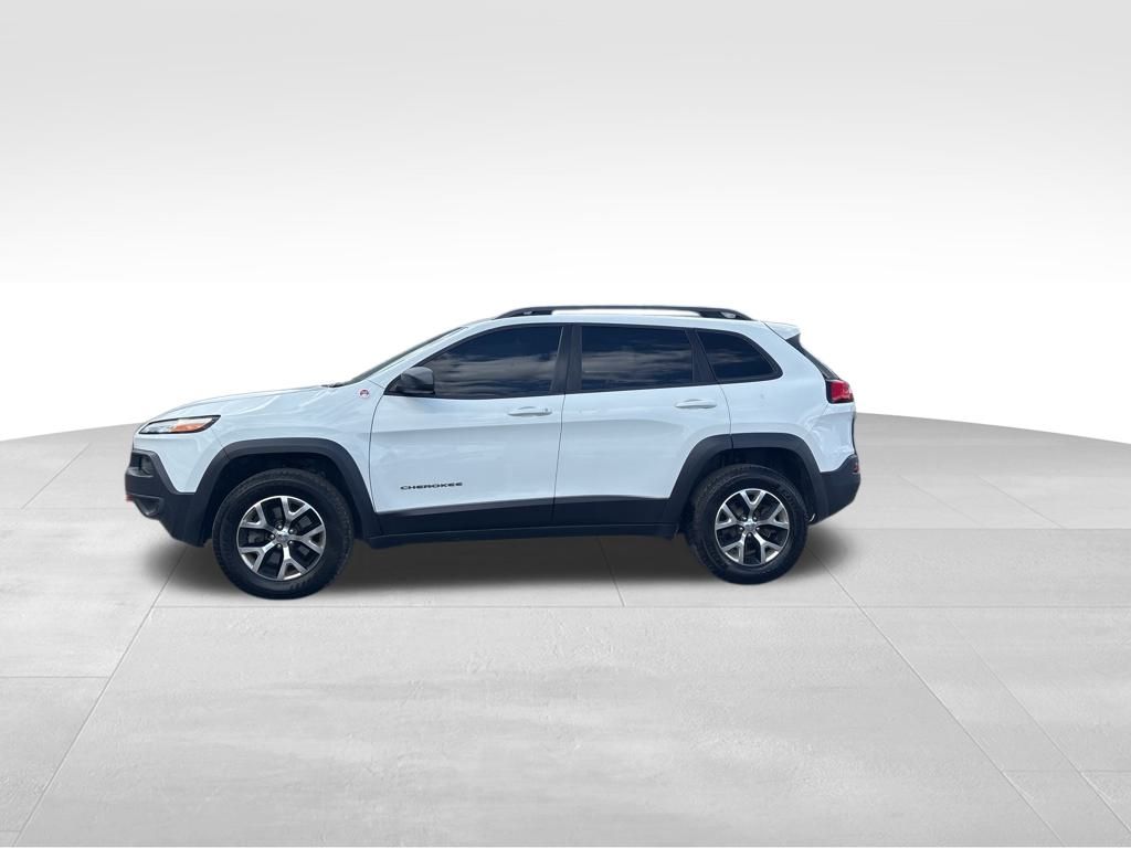 2017 Jeep Cherokee Trailhawk photo 2