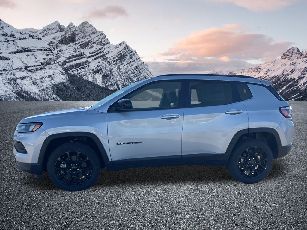 2025 Jeep Compass Latitude photo 2