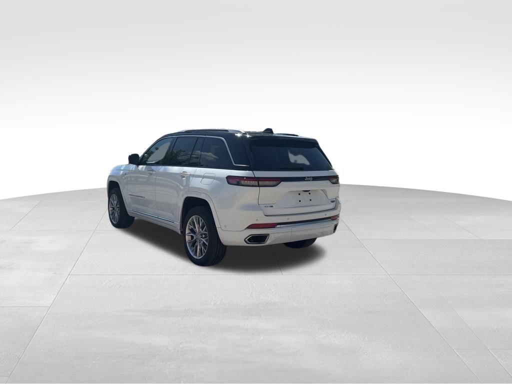 2023 Jeep Cherokee Summit Reserve 4xe photo 3