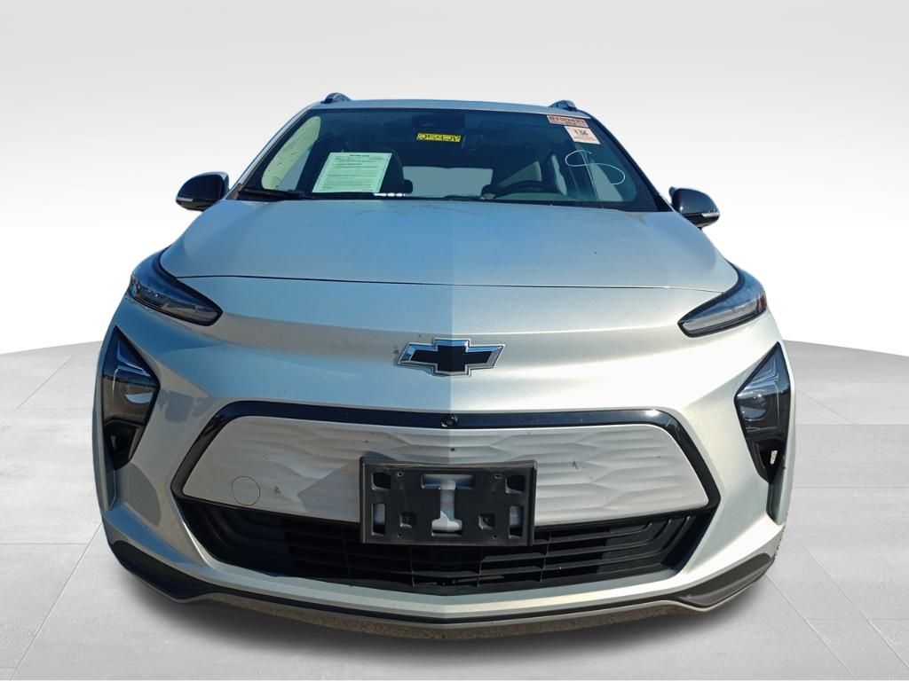 2022 Chevrolet Bolt EUV Premier photo 2