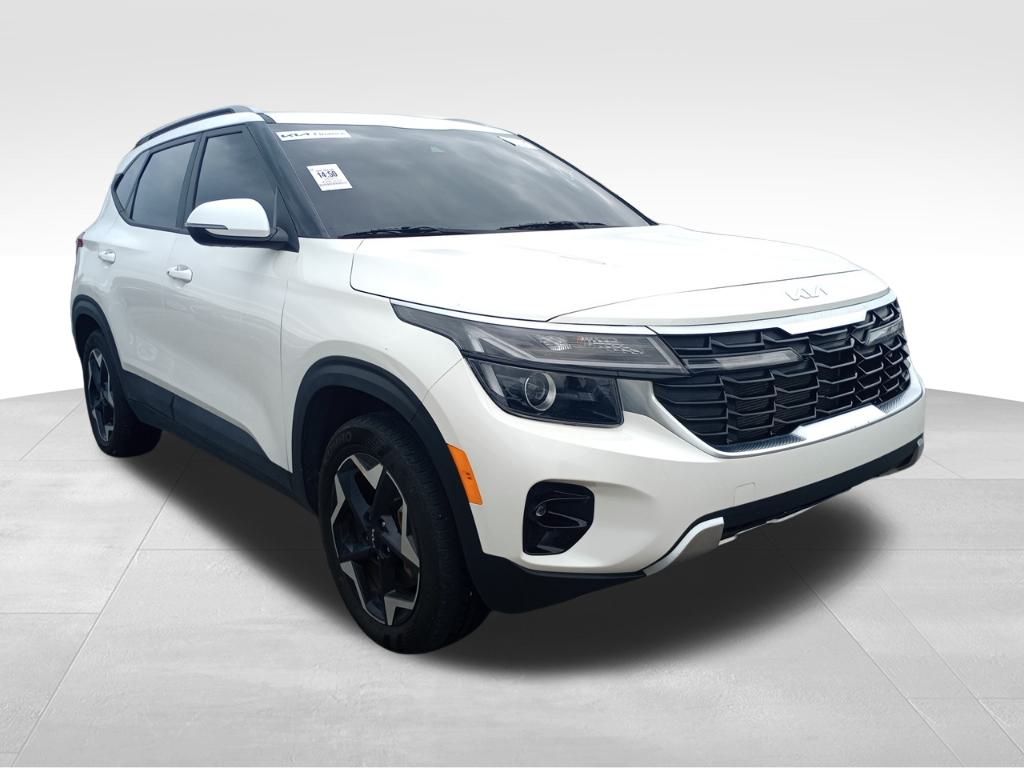 2025 Kia Seltos S photo 2