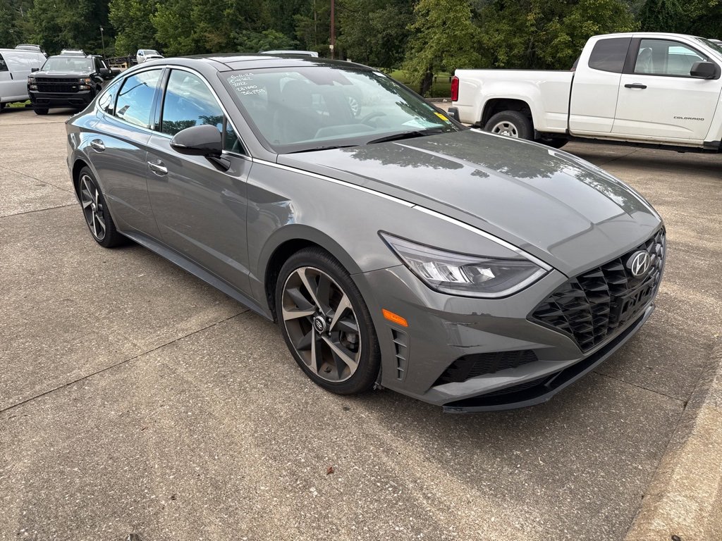 2022 Hyundai Sonata SEL Plus photo 3
