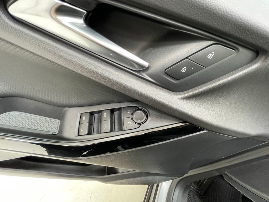2026 Chevrolet Equinox LT - Photo 12