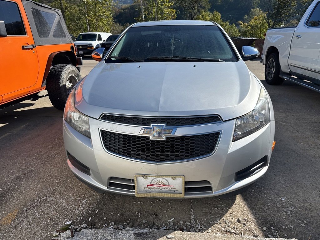 Used 2014 Chevrolet Cruze 1LT with VIN 1G1PC5SB5E7394183 for sale in Hazard, KY
