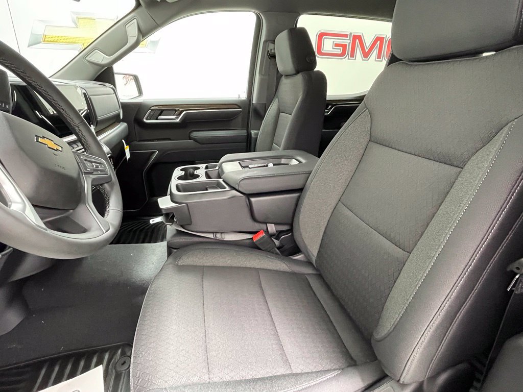 2026 Chevrolet Silverado 1500 LT - Photo 15