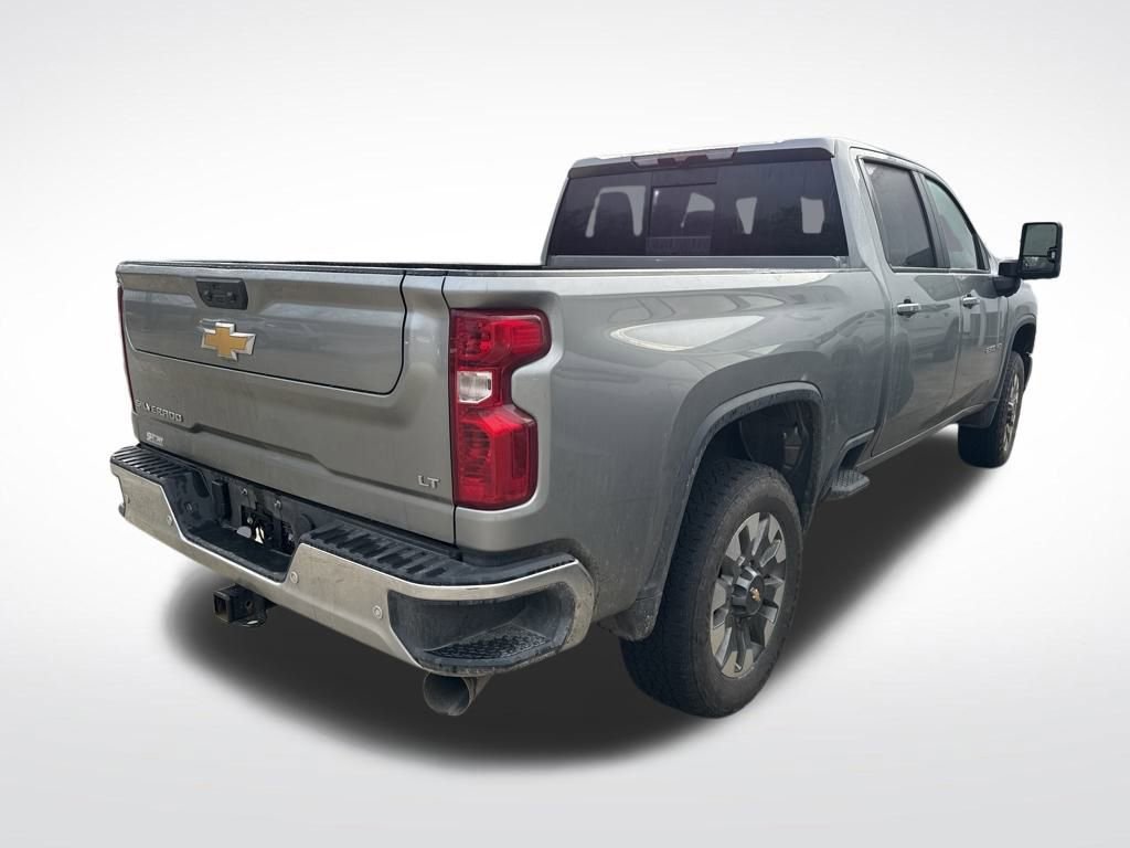 2025 Chevrolet Silverado 2500HD LT photo 4