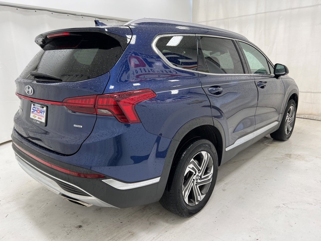 2022 Hyundai Santa Fe SEL photo 2