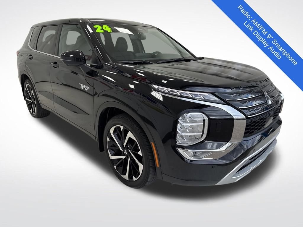 Used 2024 Mitsubishi Outlander Plug-In Hybrid SE
