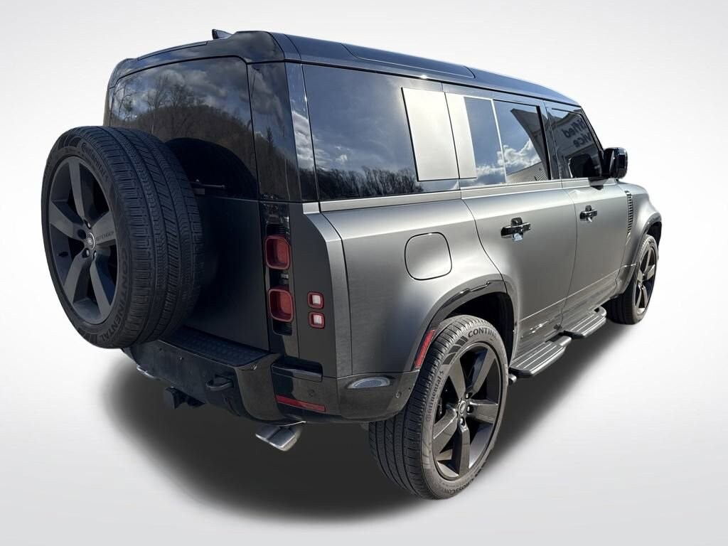 Used 2025 Land Rover Defender X-Dynamic SE
